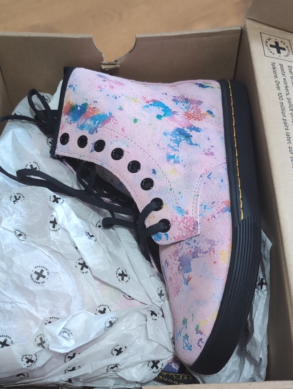 Dr Martens Rainbow Burst Sude Lace-Up Boot - Pink